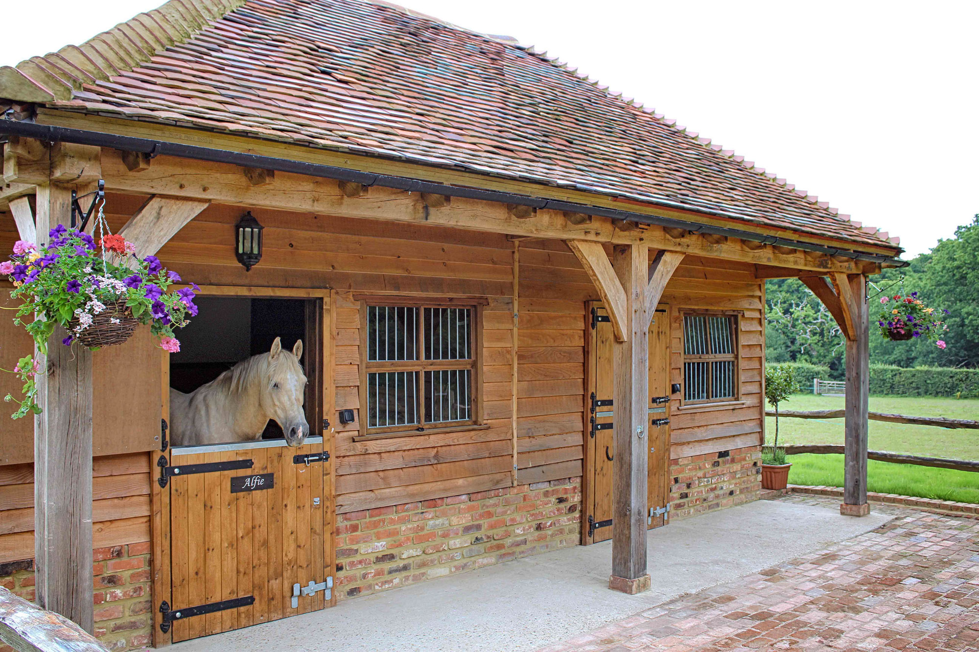 2 Bay Single Storey Oak Stable